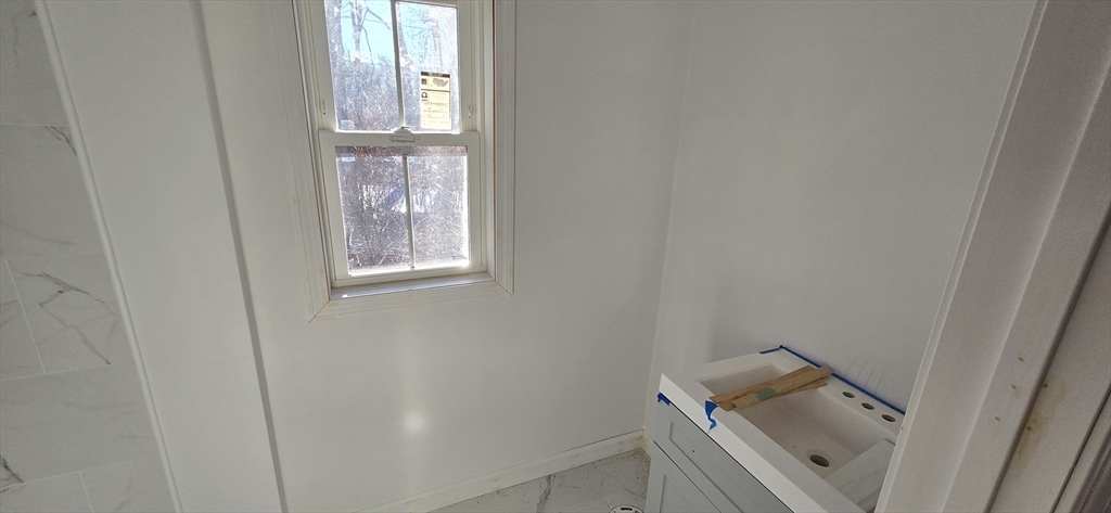 109 Mendon Road Sutton, MA 01590 - Photo 7 of 17 a utility room with dryer and washer
