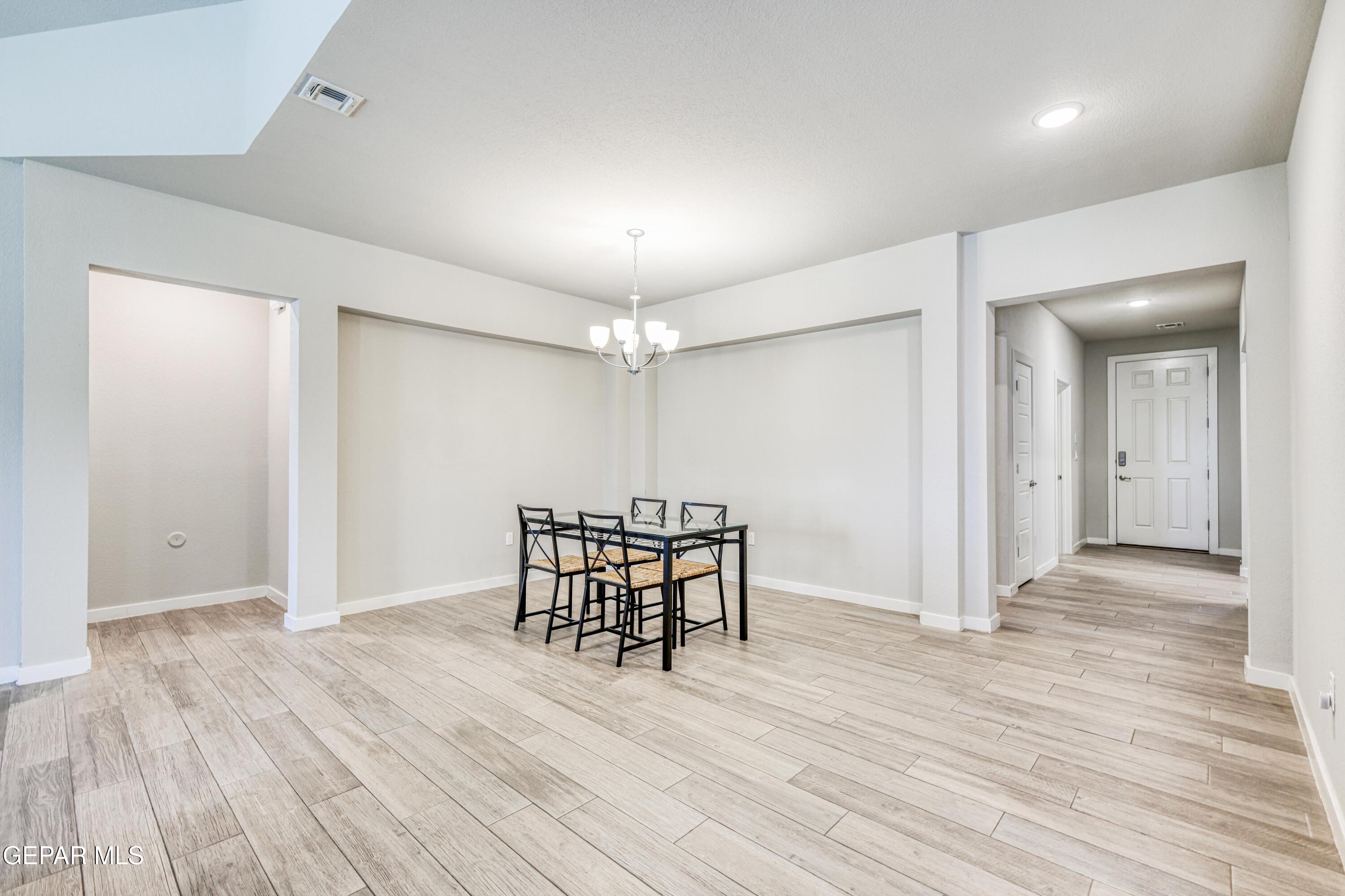 7797 Enchanted Ridge El Paso, TX 79911 - Photo 22 of 42 362A5636_HDR