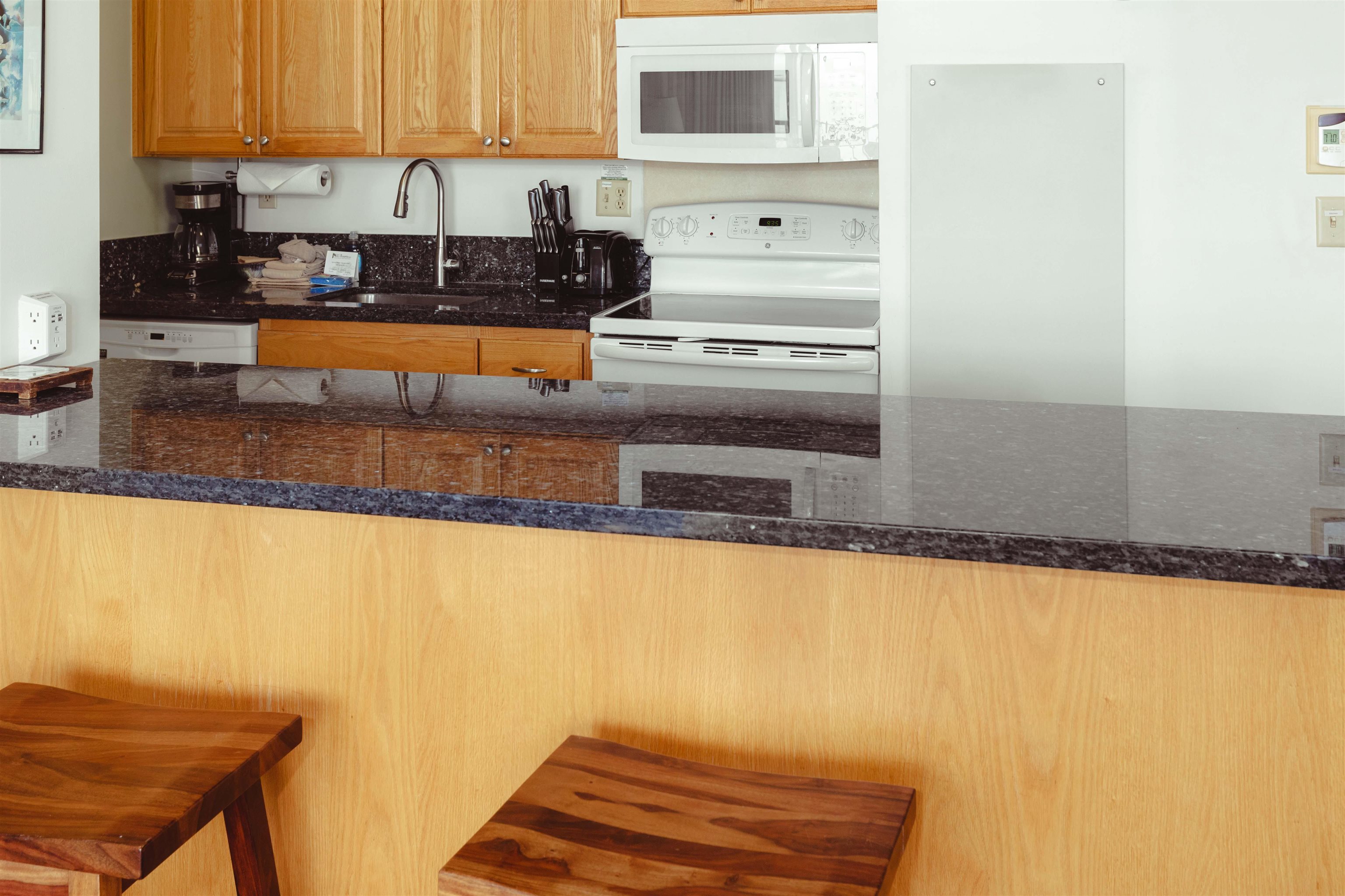 145 North Kihei Road, Unit 326 Kihei, HI 96753 - Photo 13 of 35