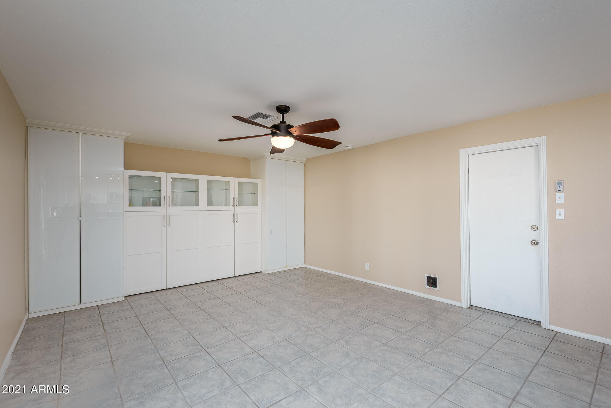 2439 South Evergreen Road Tempe, AZ 85282 - Photo 21 of 35 Evergreen-16
