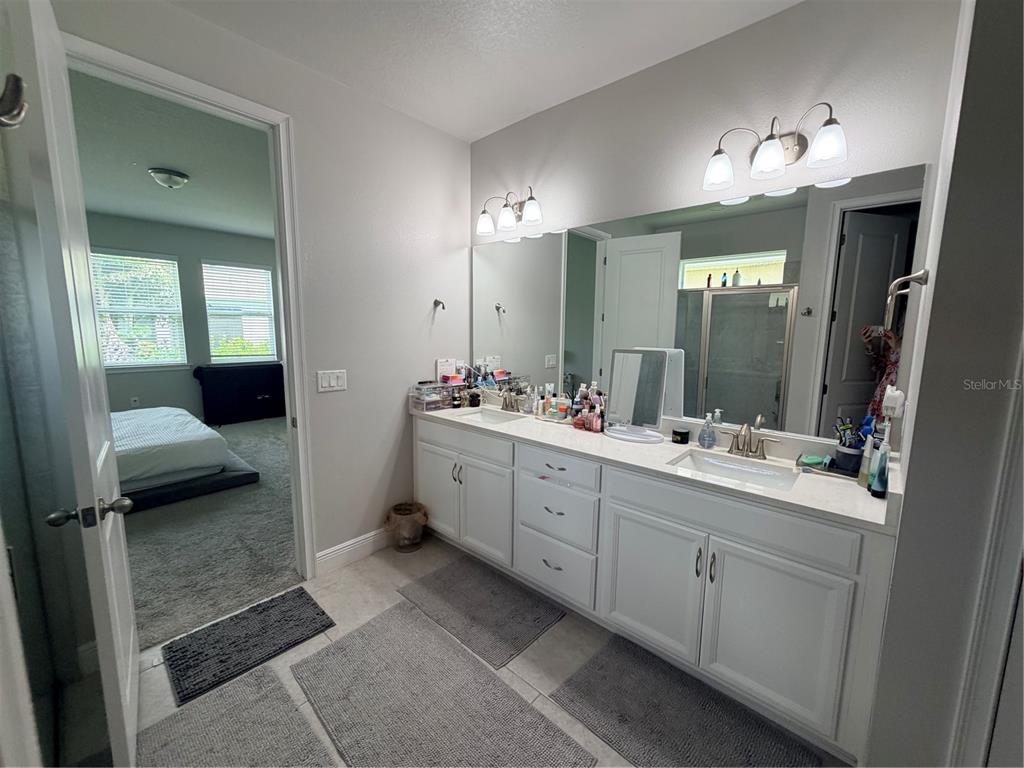5738 Long Shore Loop Sarasota, FL 34238 - Photo 13 of 40
