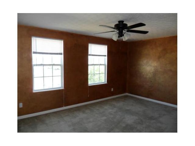 373 Constance Street Lockbourne, OH 43137 - Photo 5 of 12