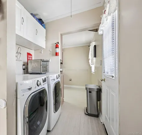 $769,990 | 31 Circle Drive, Bay Shore, NY 11706