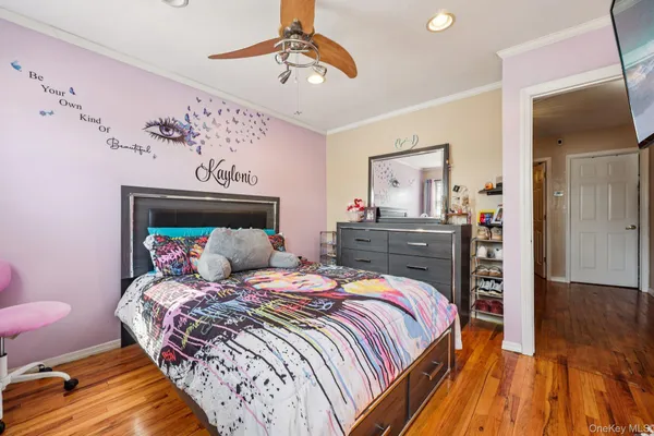 $769,990 | 31 Circle Drive, Bay Shore, NY 11706