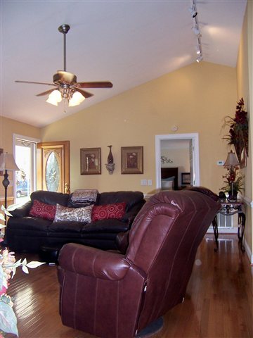 304 Hampton Road Liberty, SC 29657 - Photo 3 of 23