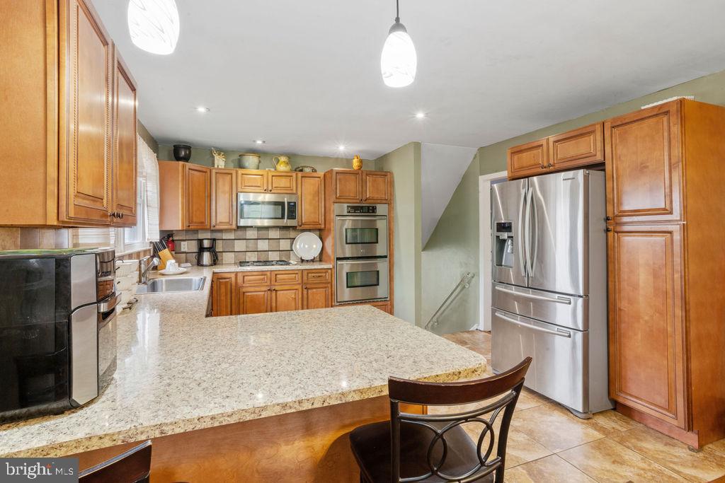 900 Hilltop Road Cinnaminson, NJ 08077 - Photo 13 of 34