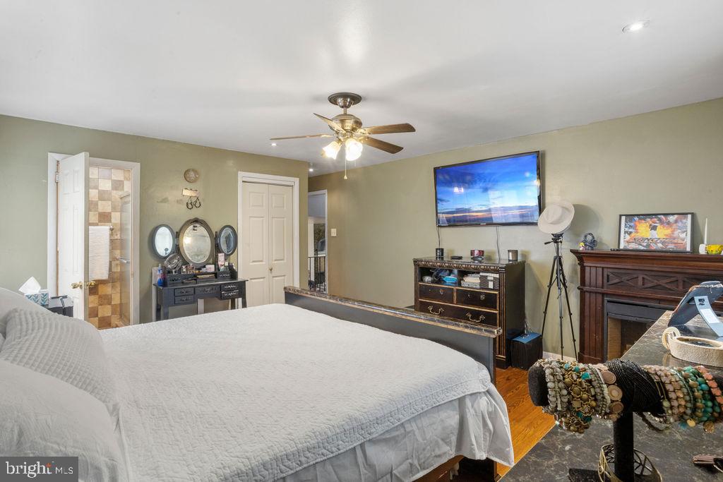 900 Hilltop Road Cinnaminson, NJ 08077 - Photo 19 of 34
