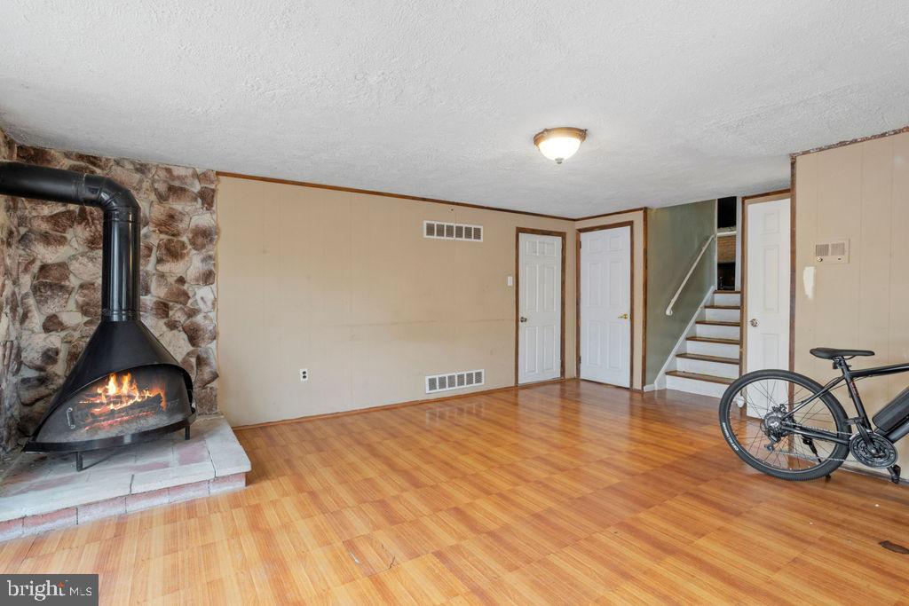 900 Hilltop Road Cinnaminson, NJ 08077 - Photo 27 of 34