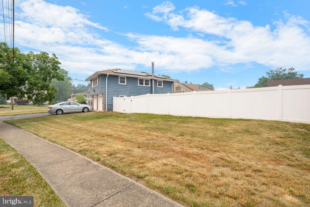 900 Hilltop Road Cinnaminson, NJ 08077 - Photo 7 of 34