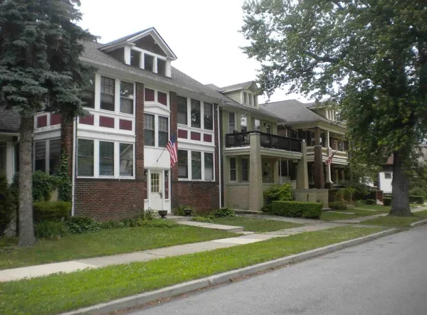 $1,100 | 831 Ashland Street, Unit 831, Detroit, MI 48215