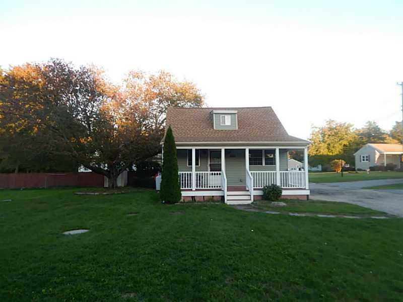 1114 Stafford Road Tiverton, RI 02878 - Photo 1 of 18 Gallery Image 1