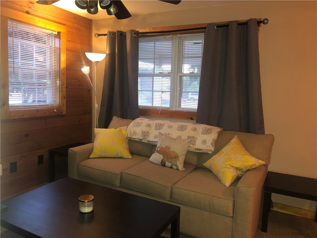 1114 Stafford Road Tiverton, RI 02878 - Photo 8 of 18 Gallery Image 8
