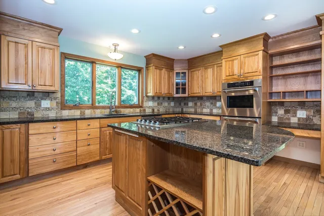 $1,075,000 | 429 Black Bear Path, Mendon, VT 05701