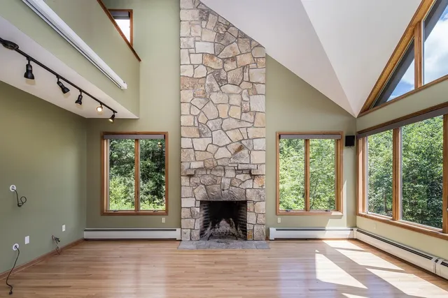 $1,075,000 | 429 Black Bear Path, Mendon, VT 05701