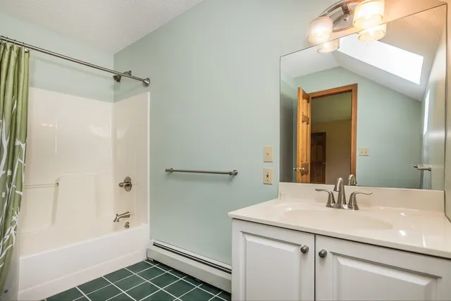 $1,075,000 | 429 Black Bear Path, Mendon, VT 05701