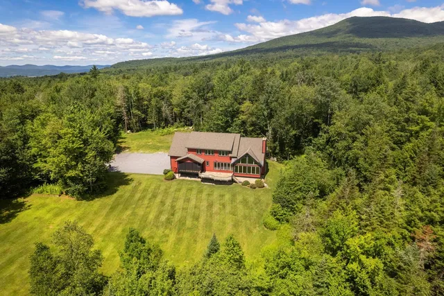 $1,075,000 | 429 Black Bear Path, Mendon, VT 05701