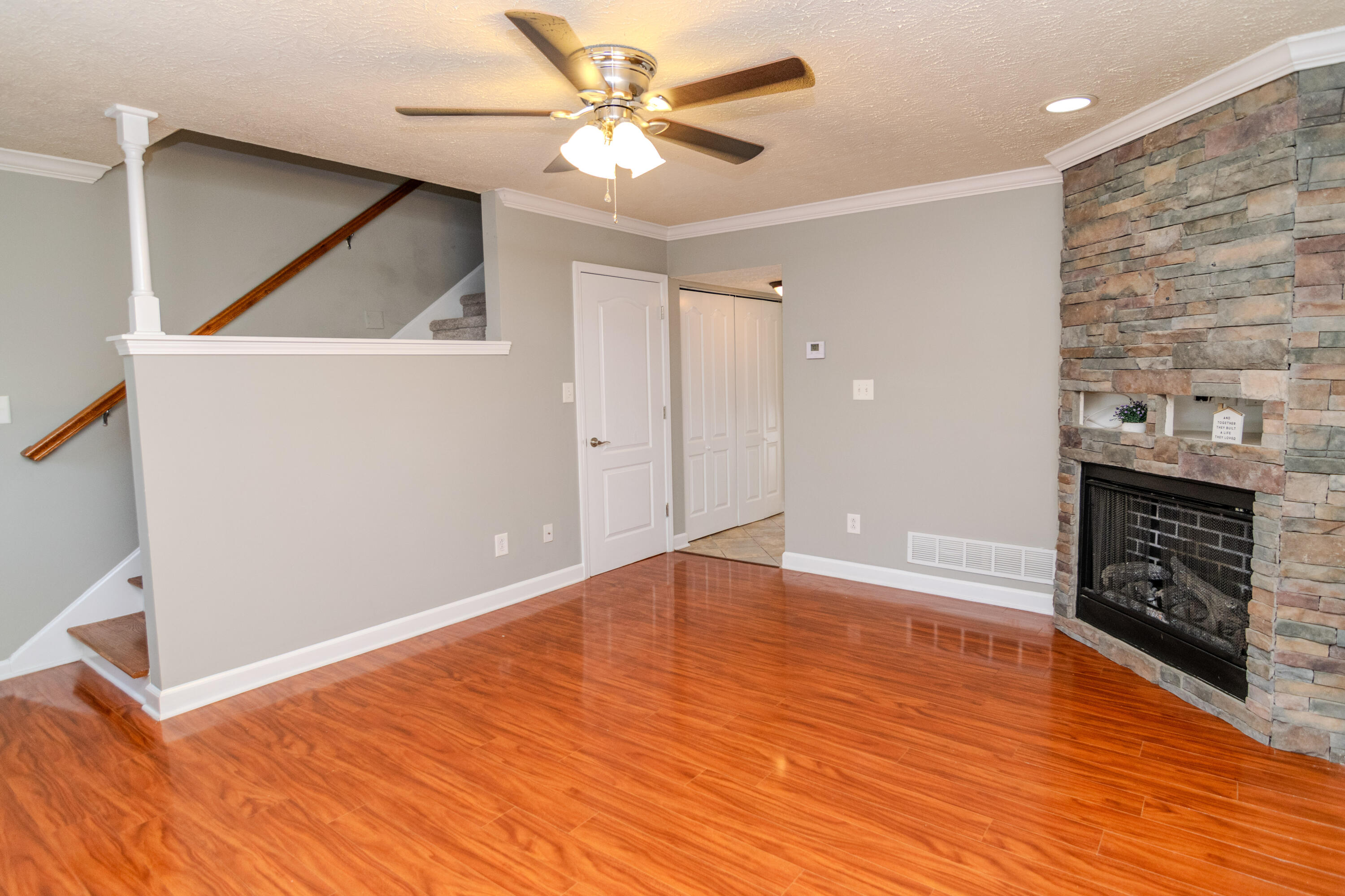 180 Regency Point Path Lexington, KY 40503 - Photo 7 of 29 180RegencyPoint-0026