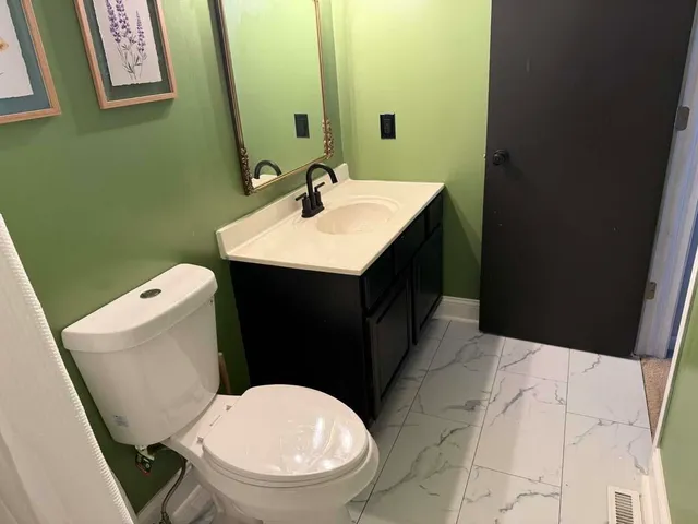 $274,900 | 2179 Gainsboro Avenue, Davis, IL 61019