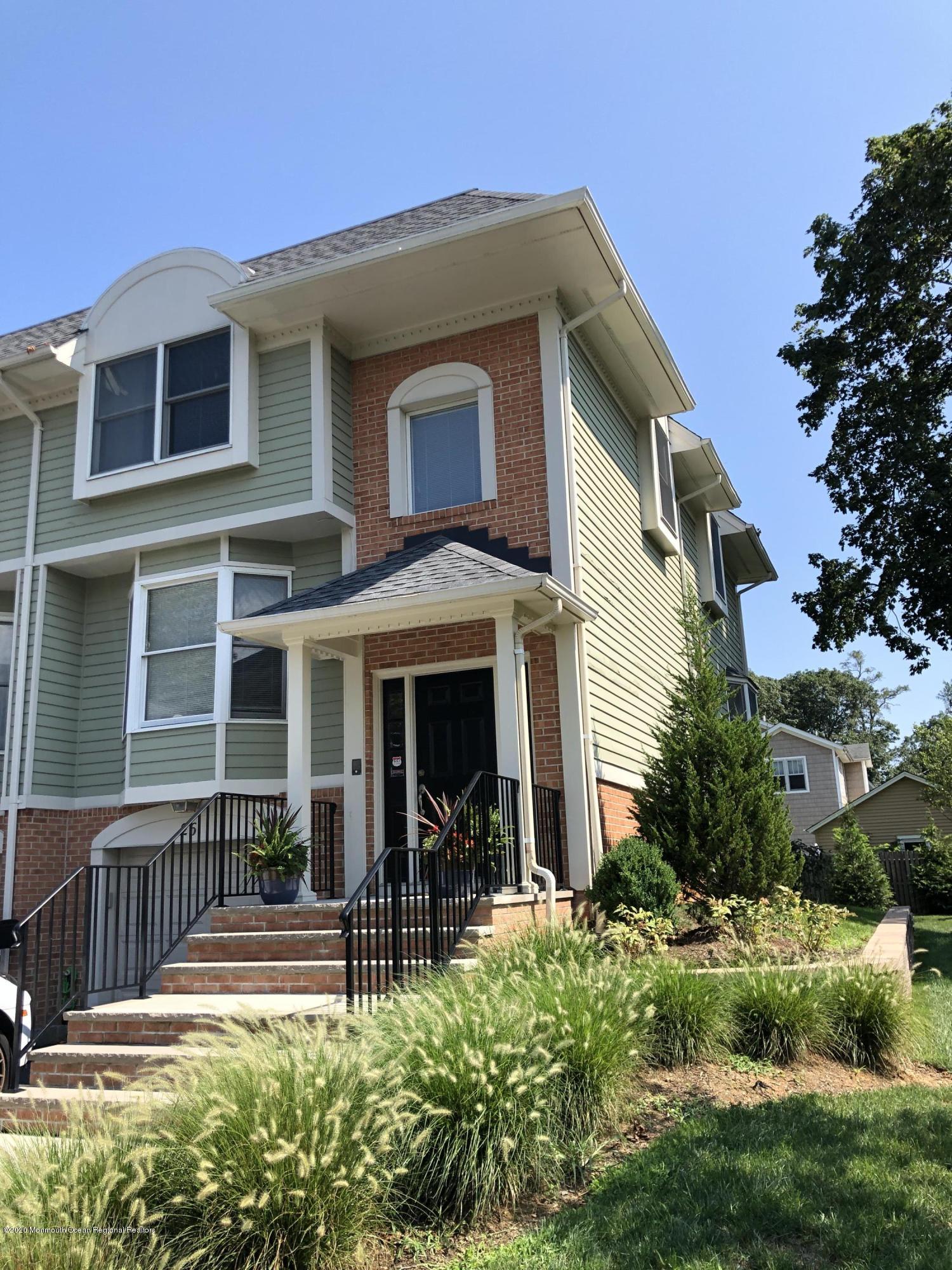 65 East River Road, Unit 26 Rumson, NJ 07760 - Photo 1 of 30 Sunny end unit