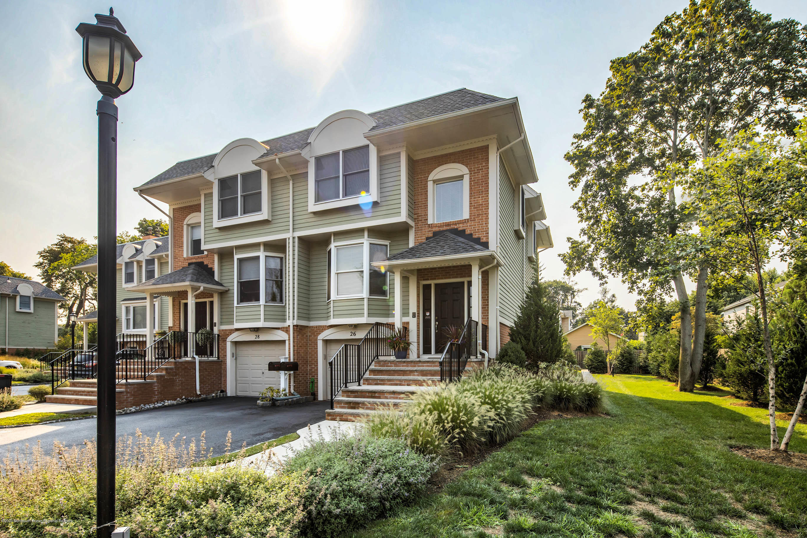 65 East River Road, Unit 26 Rumson, NJ 07760 - Photo 4 of 30 Light and bright