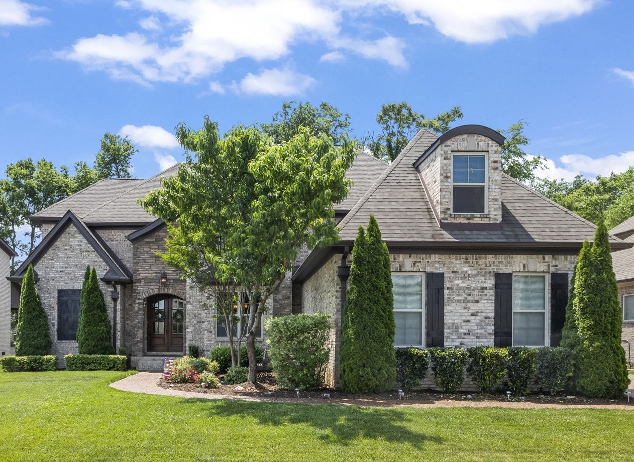 2979 Stewart Campbell Pointe Spring Hill, TN 37174 - Photo 2 of 65