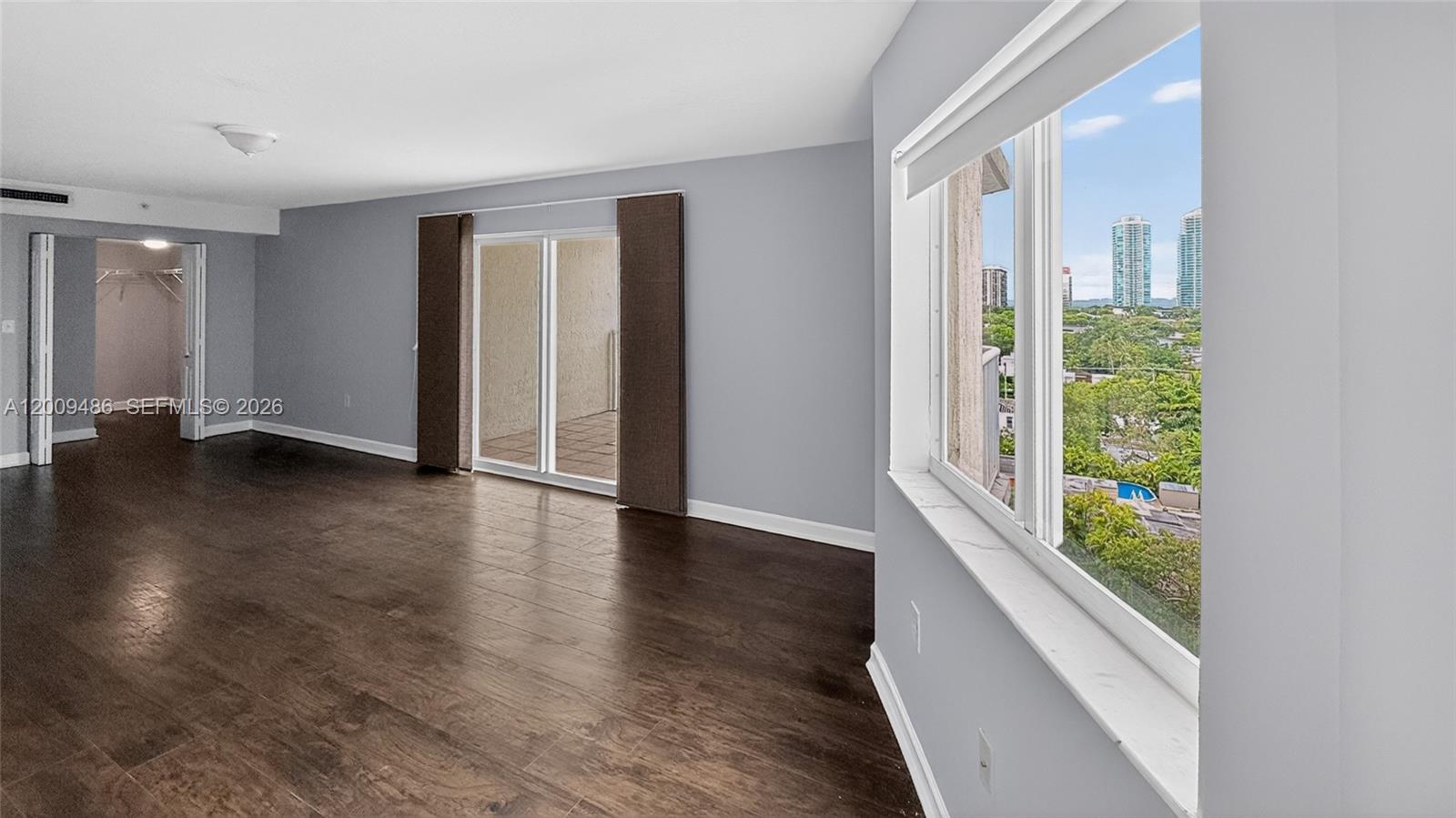 280 Southwest 20th Road, Unit 904 Miami, FL 33129 - Photo 23 of 32 Gallery Image 23