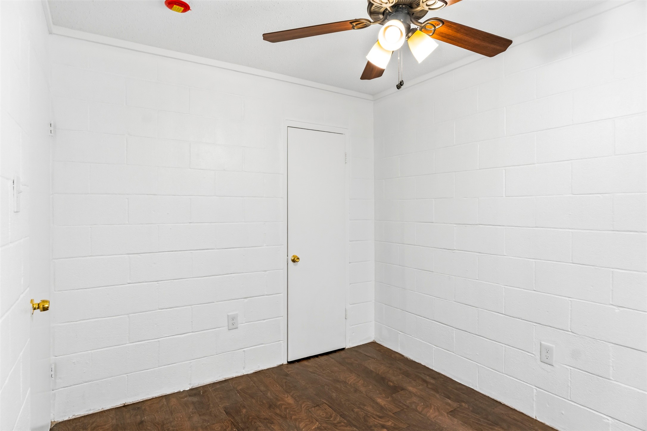 1210-unit B Perez Street Austin, TX 78721 - Photo 9 of 16 a view of small space