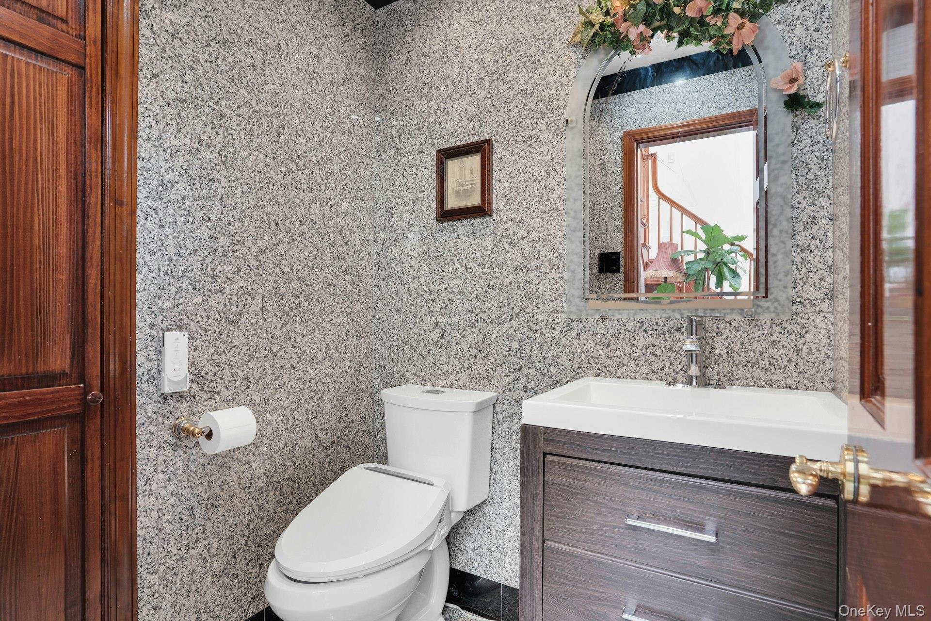 12 Bagatelle Road Dix Hills, NY 11746 - Photo 8 of 48
