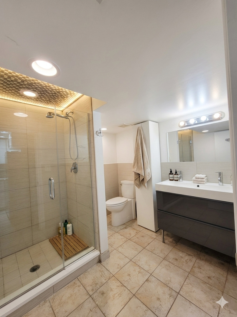 3648 West George Street, Unit G Chicago, IL 60618 - Photo 5 of 10