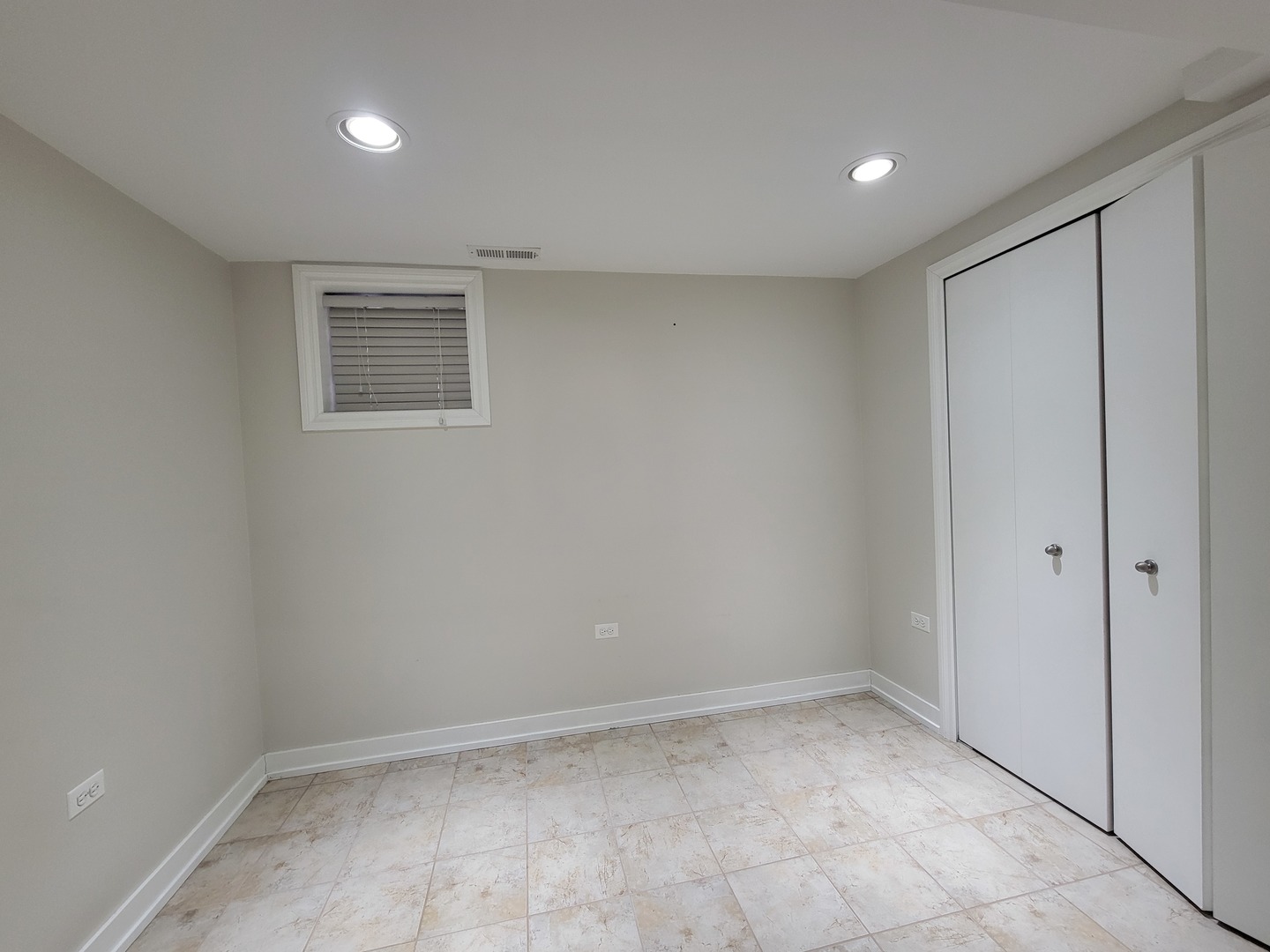 3648 West George Street, Unit G Chicago, IL 60618 - Photo 8 of 10