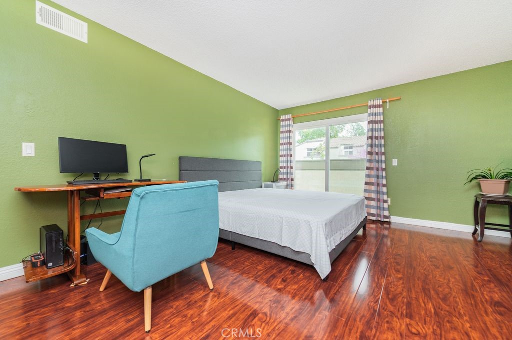 7 Town And Country Road Phillips Ranch, CA 91766 - Photo 17 of 20