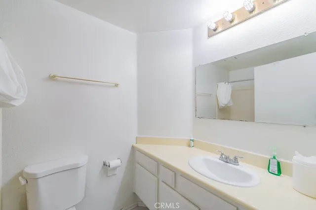 $455,000 | 7 Town And Country Road, Phillips Ranch, CA 91766