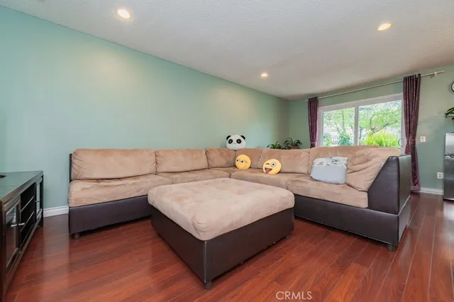 $455,000 | 7 Town And Country Road, Phillips Ranch, CA 91766