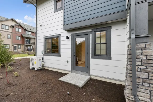 $1,039,900 | 2010 Southeast 12th Street, Unit 1206, North Bend, WA 98045