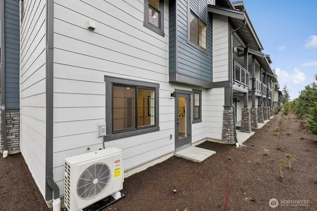 $1,039,900 | 2010 Southeast 12th Street, Unit 1206, North Bend, WA 98045