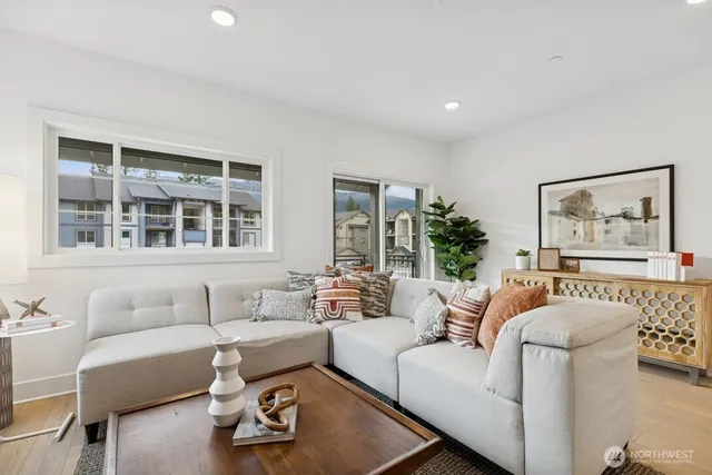 $1,039,900 | 2010 Southeast 12th Street, Unit 1206, North Bend, WA 98045