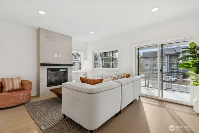 $1,039,900 | 2010 Southeast 12th Street, Unit 1206, North Bend, WA 98045