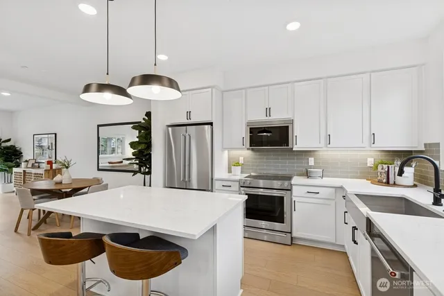 $1,039,900 | 2010 Southeast 12th Street, Unit 1206, North Bend, WA 98045