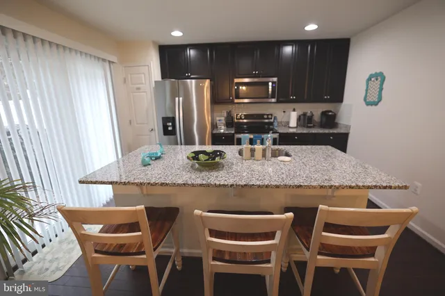 $2,450 | 130 Intrepid Lane, Berlin, MD 21811