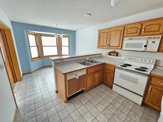 $410,000 | 13208 Zion Street Northwest, Coon Rapids, MN 55448