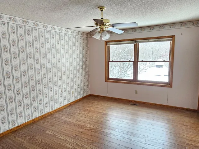 $410,000 | 13208 Zion Street Northwest, Coon Rapids, MN 55448