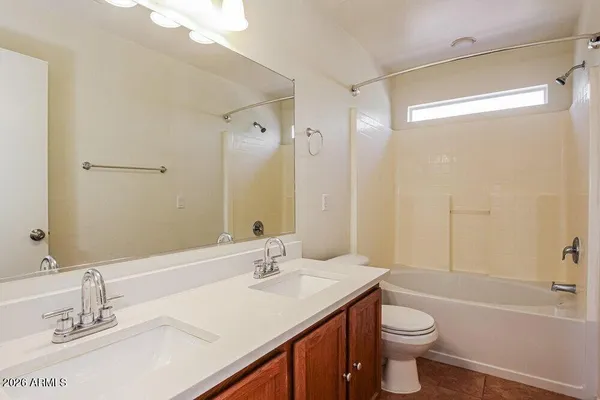 $2,085 | 6010 West Encinas Lane, Phoenix, AZ 85043
