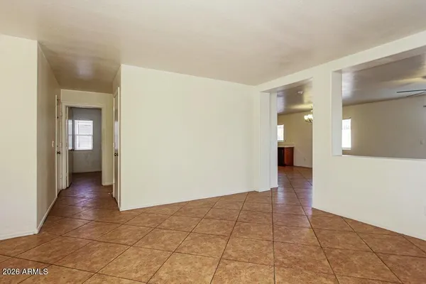 $2,125 | 6010 West Encinas Lane, Phoenix, AZ 85043