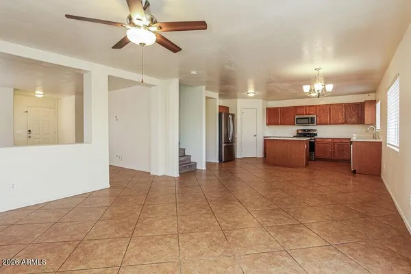 $2,125 | 6010 West Encinas Lane, Phoenix, AZ 85043
