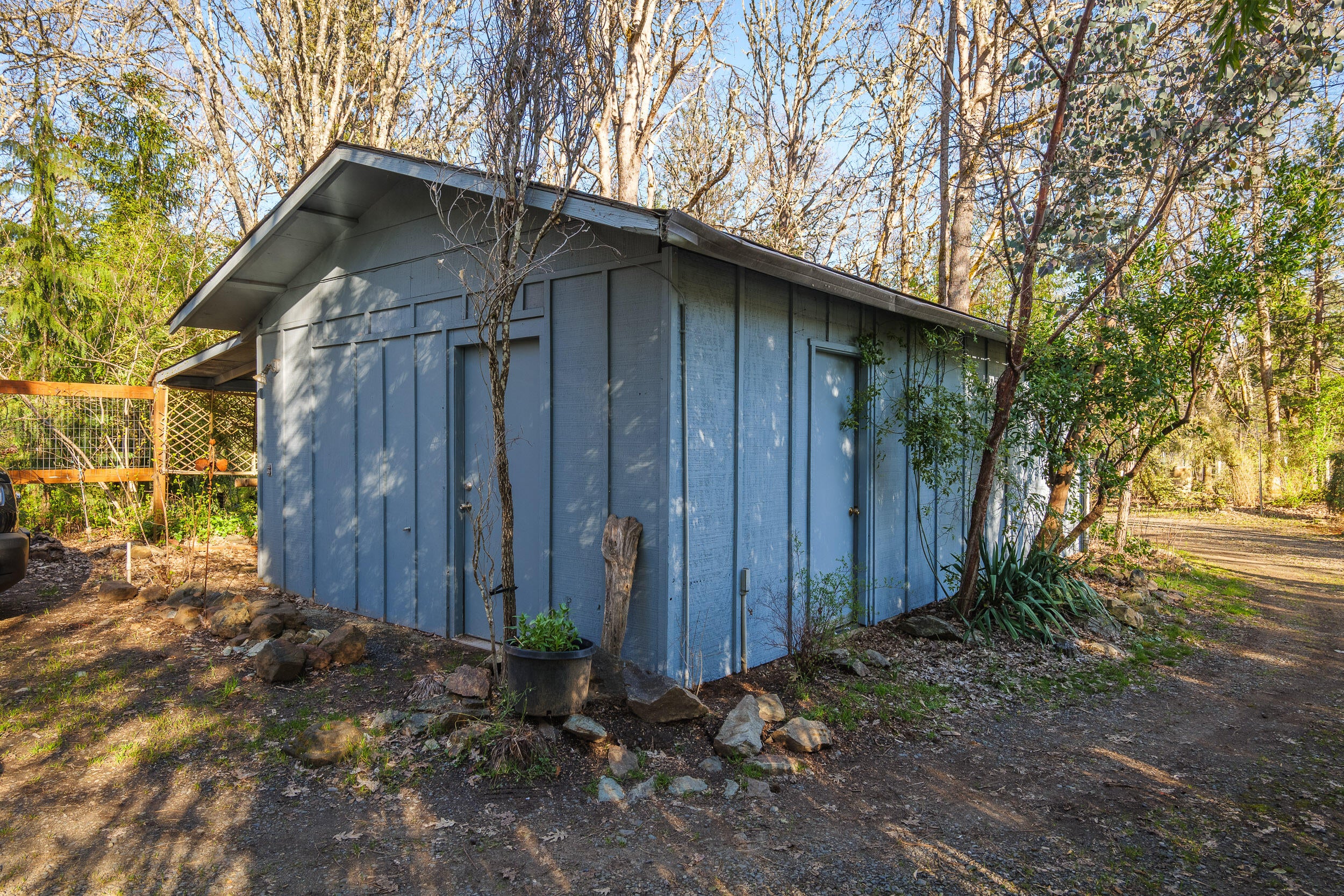 3800 Russell Road Grants Pass, OR 97526 - Photo 51 of 71 3800RusselRd-061