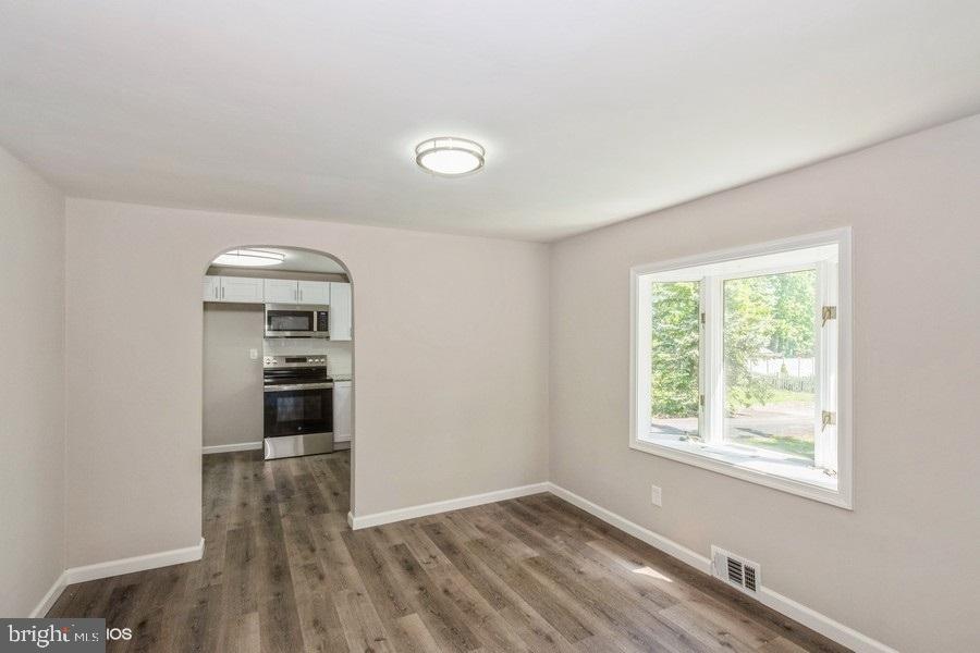 3715 Reedman Avenue Levittown, PA 19057 - Photo 2 of 45 Gallery Image 2