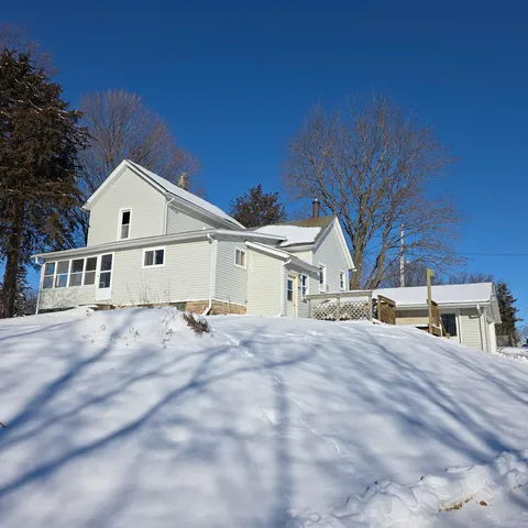 $1,600 | 2244 South Syene Road, Fitchburg, WI 53711