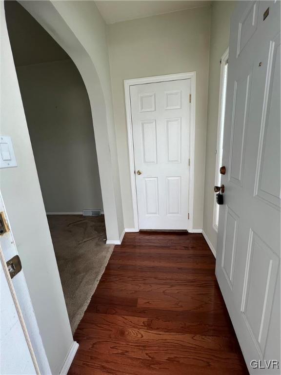 27 Abbey Road Easton, PA 18040 - Photo 4 of 24 Gallery Image 4