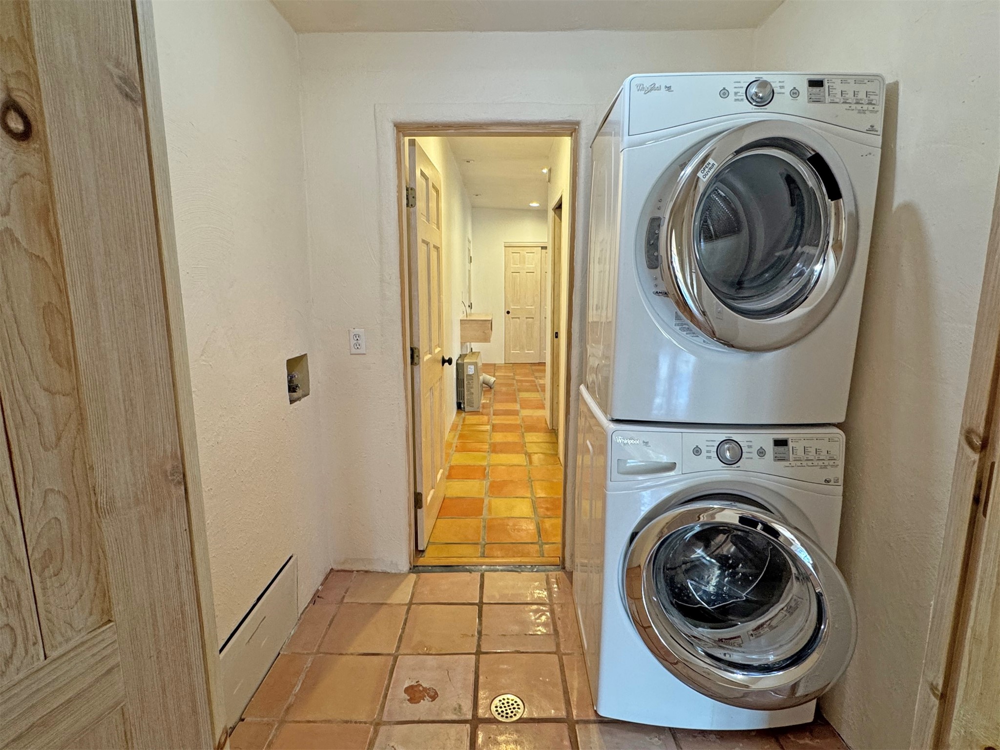 363 Monte Vista Road Taos, NM 87571 - Photo 17 of 38