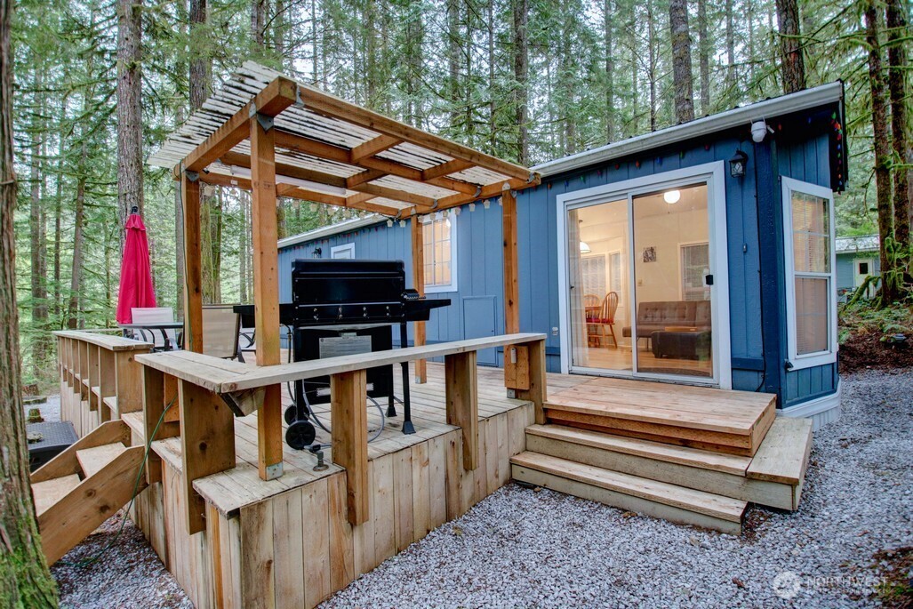 187 Big River Blvd East